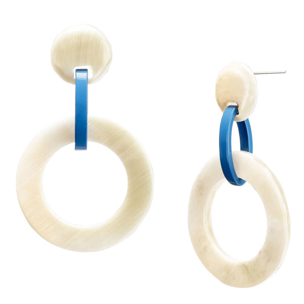 White natural and blue lacquered round link earrings