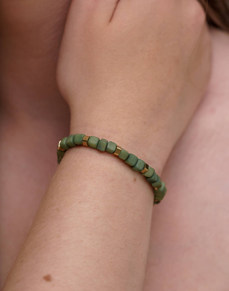 Friendship Tagua Bracelet: Lime Green