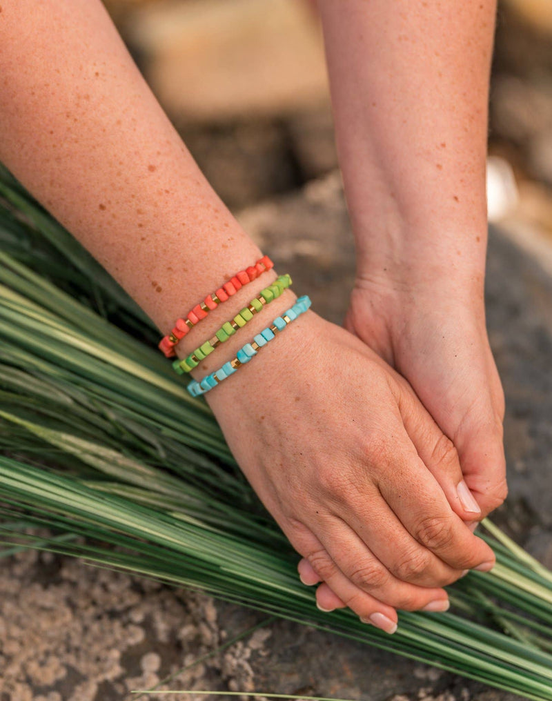 Friendship Tagua Bracelet: Dark Green