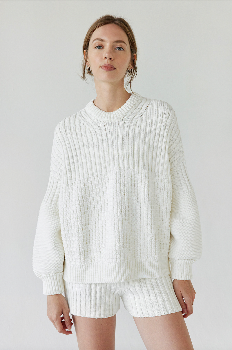 Delčia Sweater: Off-White / One Size