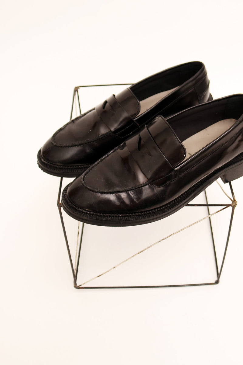 Gloss Leather Loafers UK 5